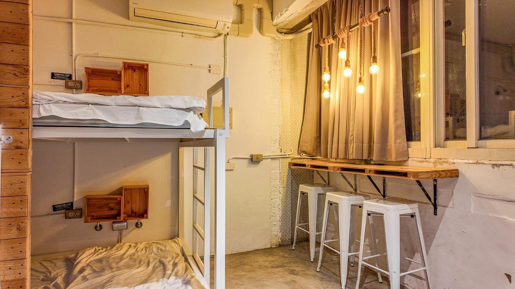 62巷背包客棧 Lane62 Hostel Longjing Extérieur photo