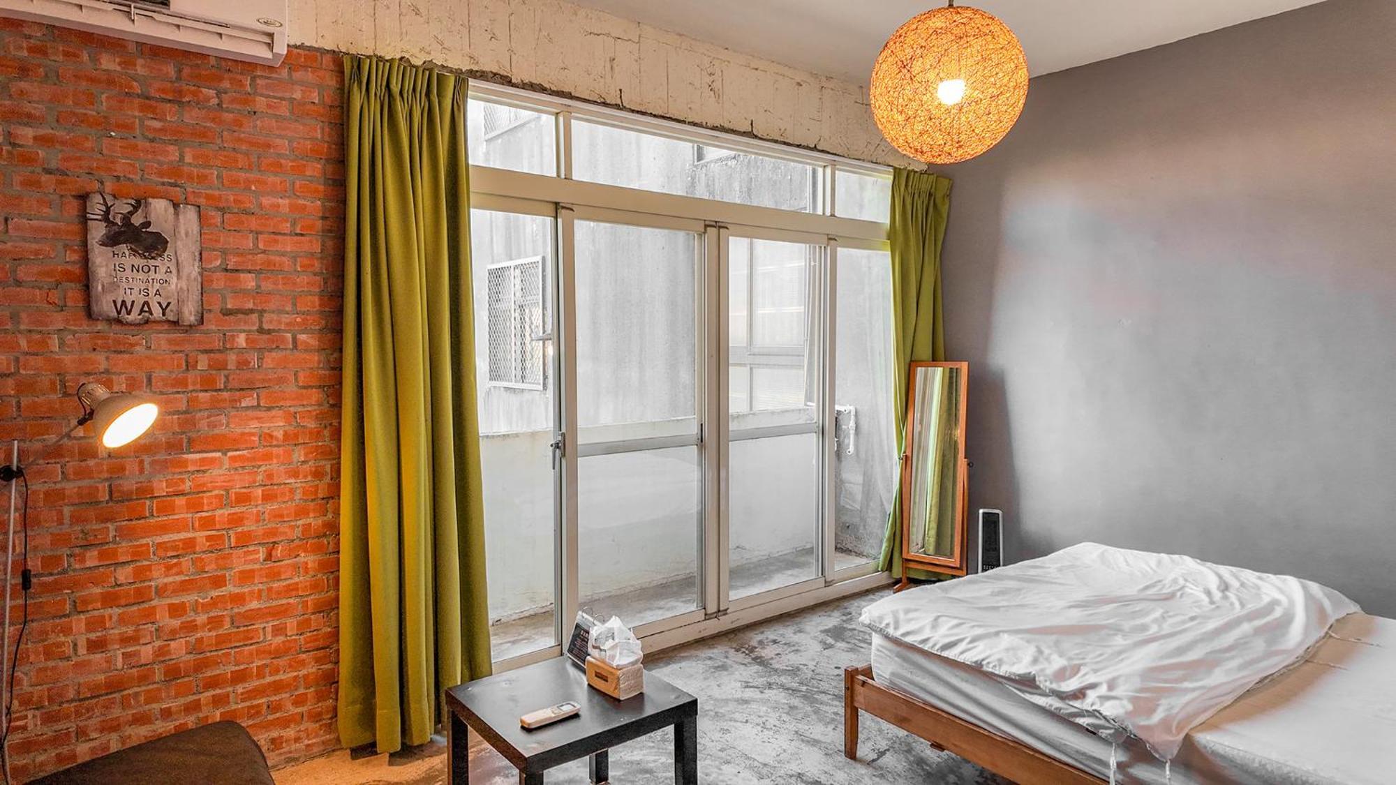 62巷背包客棧 Lane62 Hostel Longjing Extérieur photo