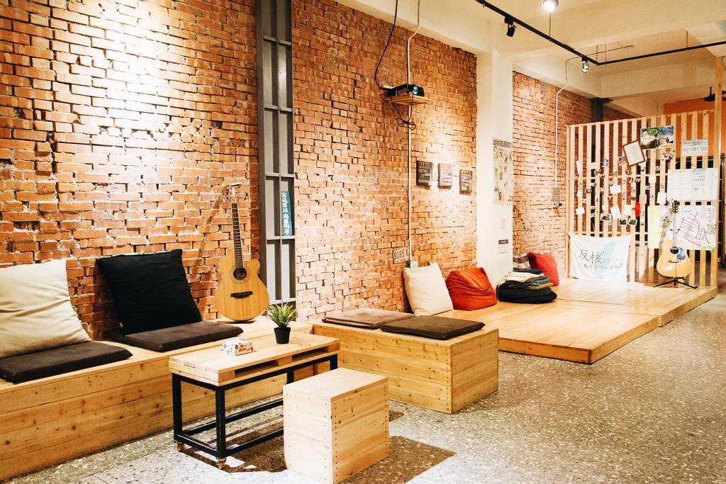 62巷背包客棧 Lane62 Hostel Longjing Extérieur photo