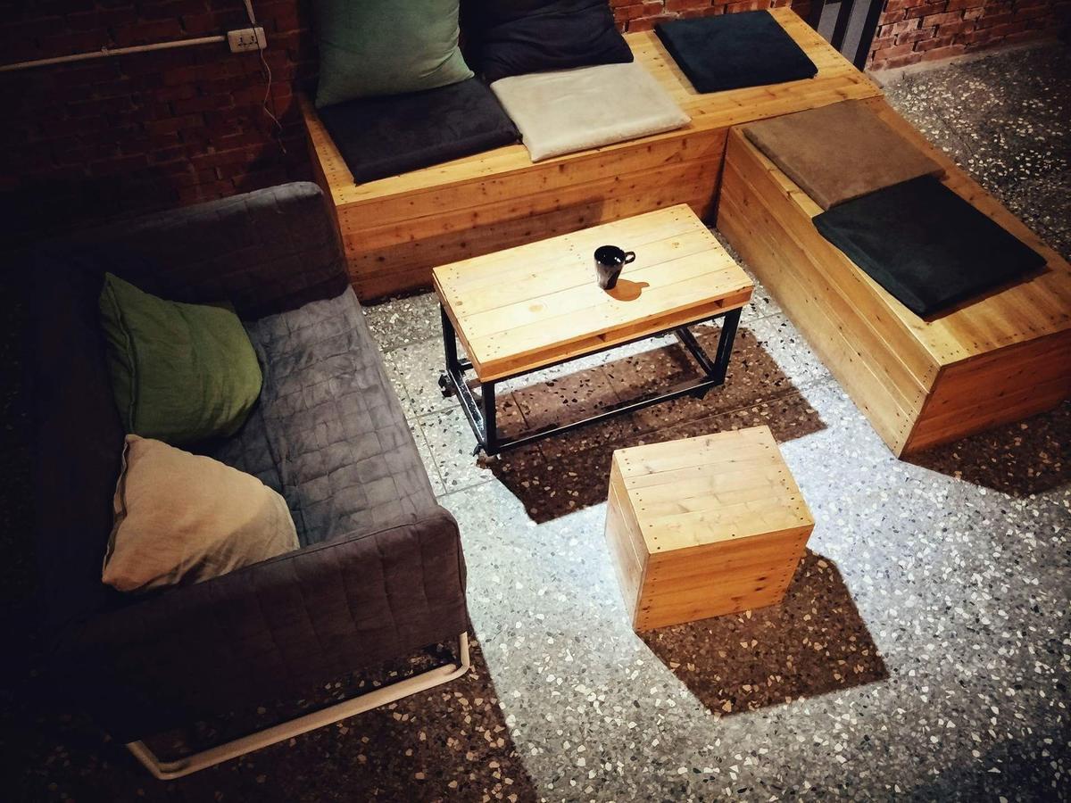 62巷背包客棧 Lane62 Hostel Longjing Extérieur photo