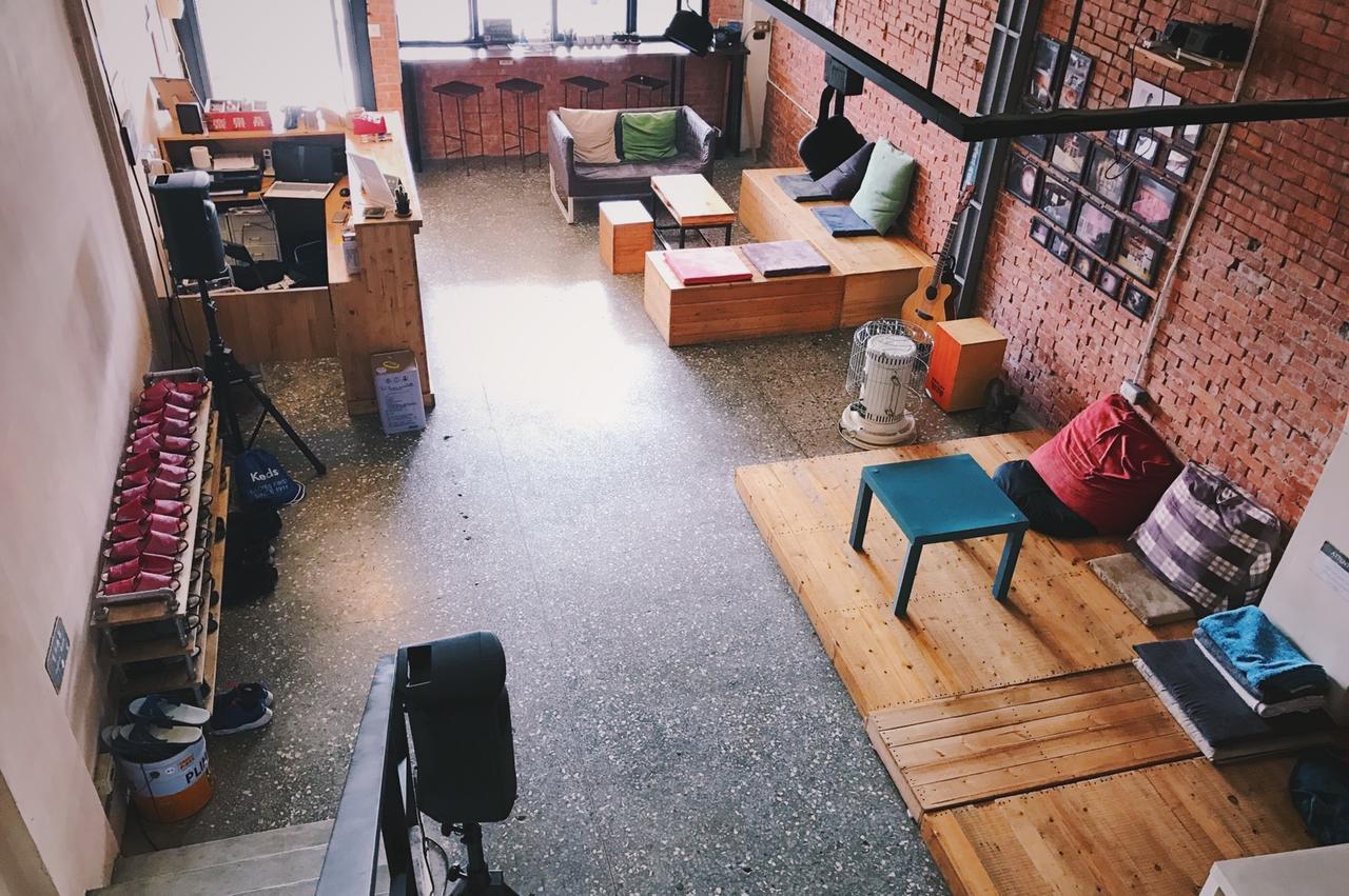 62巷背包客棧 Lane62 Hostel Longjing Extérieur photo