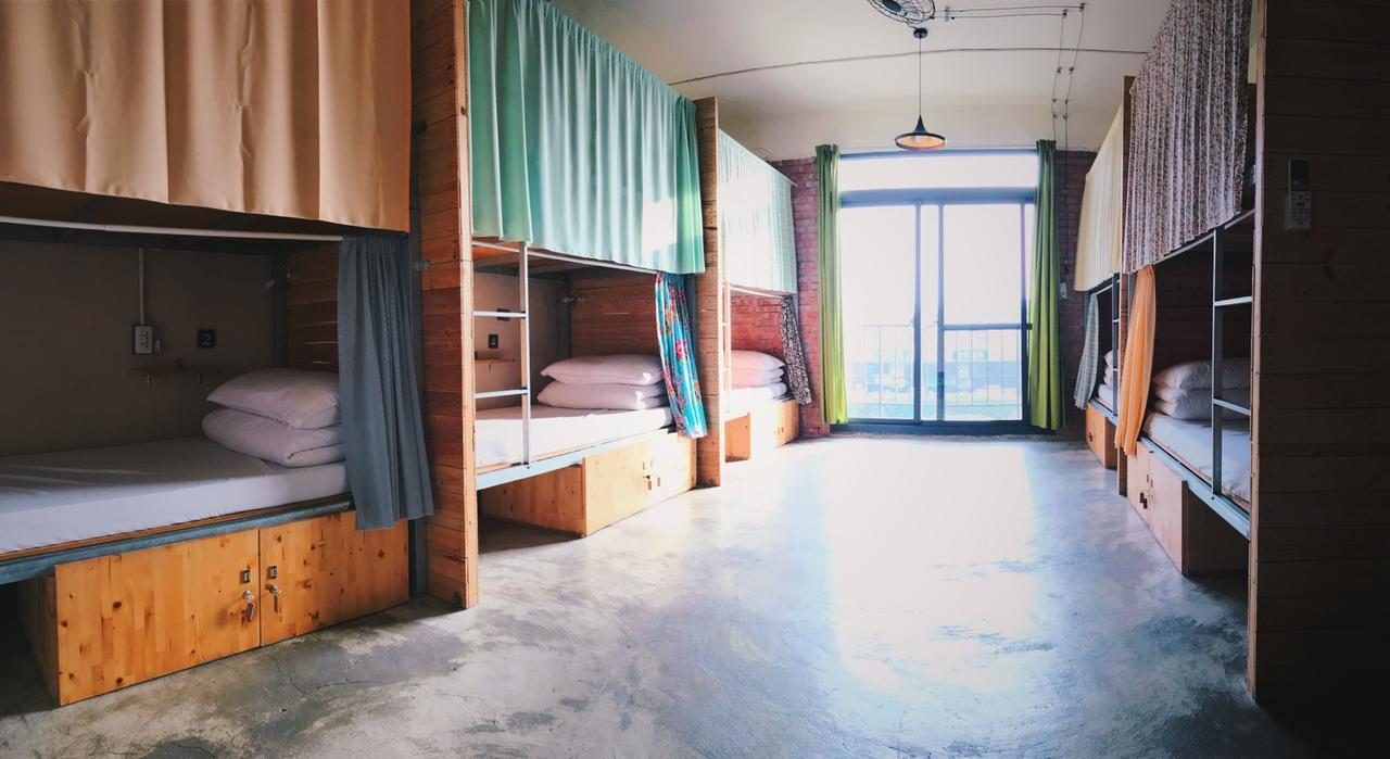 62巷背包客棧 Lane62 Hostel Longjing Extérieur photo